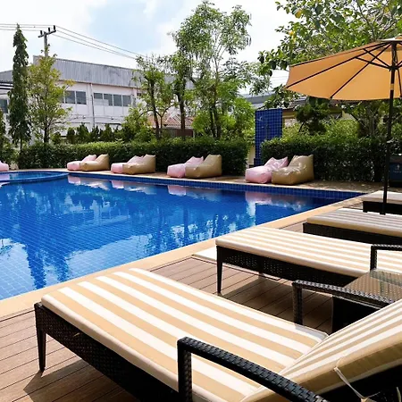 Miloft Suvarnabhumi Airport Hotel