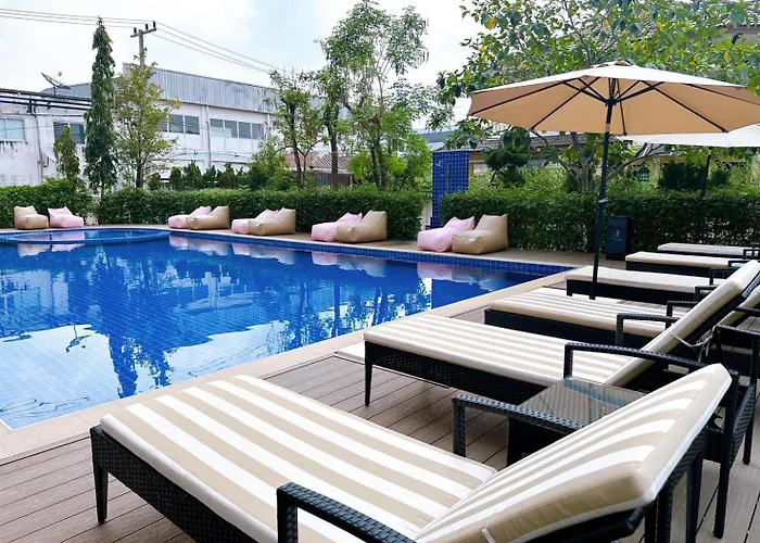 Miloft Suvarnabhumi Airport 酒店 5*