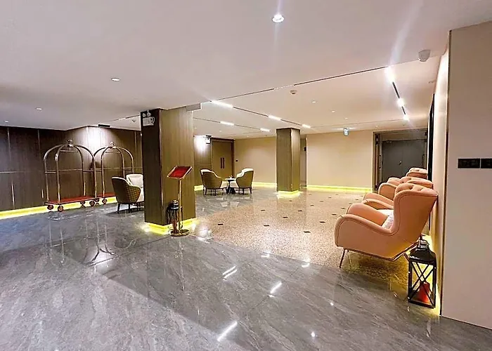 Miloft Suvarnabhumi Airport 酒店 5*